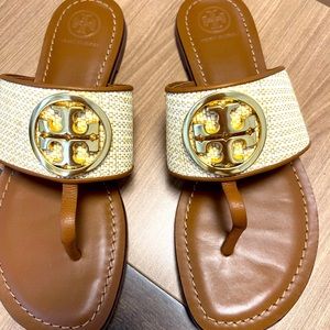 Tory Burch slightly used sandals. In great condition. No imperfections or marks